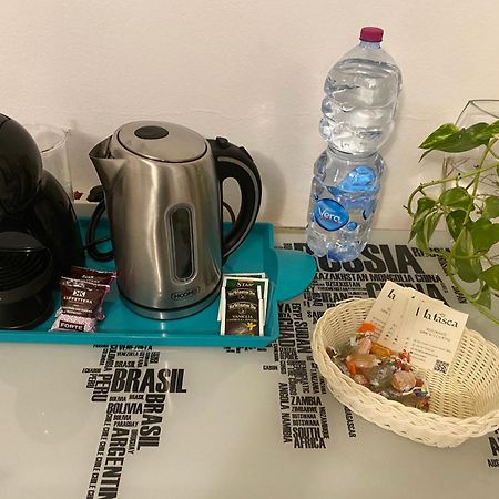 奧爾比亞A Casa Da Mari Stanza Privata Bagno Condiviso公寓 外观 照片
